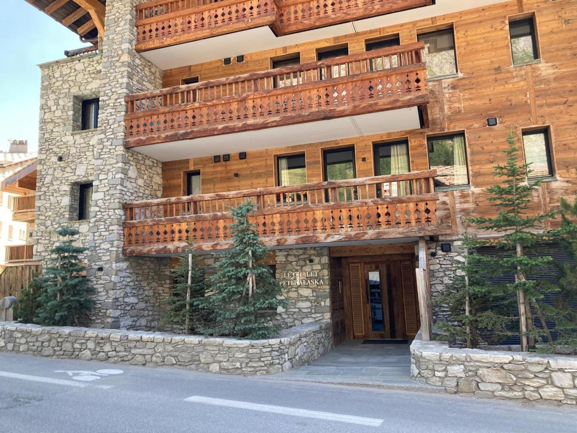 Appartement 95M², Sud-Est, Jacuzzi, Val D'Isere, 4 Suites, Parking, Animaux Ok - Fr-1-567-73 Exterior photo